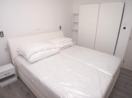 Pronájem bytu, 1+kk, 22 m²