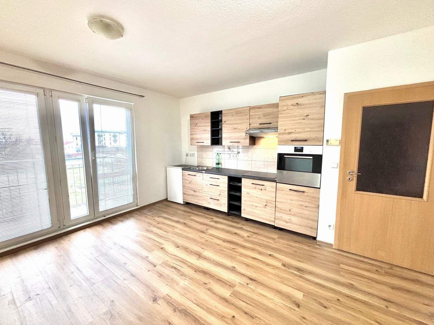 Pronájem bytu 3+kk s balkonem, Brno - Dolní Heršpice (u Ikea)