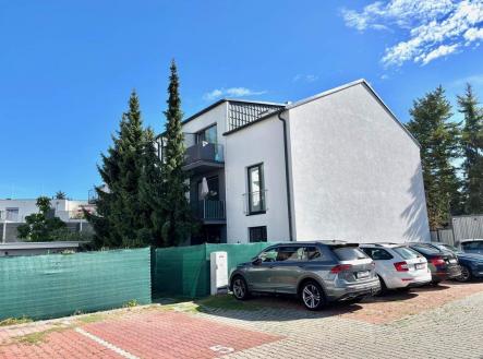 Pronájem bytu, 3+kk, 66 m²