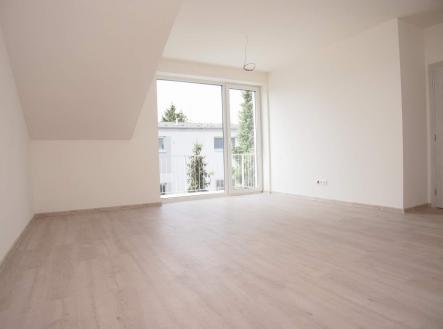 Pronájem bytu, 3+kk, 66 m²