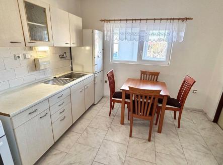 Pronájem domu/vily, 111 m²