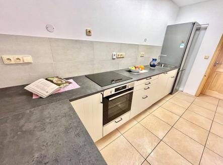 Pronájem domu/vily, 87 m²