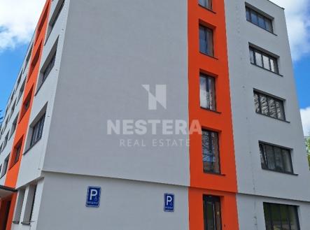 Prodej nájemního domu, 2 725 m²