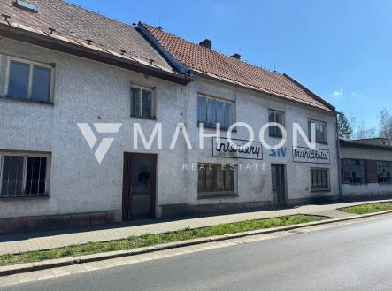Prodej - obchodní prostor, 880 m²