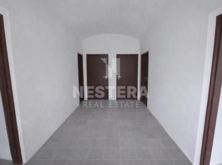 Pronájem obchodní prostory, 35 m²