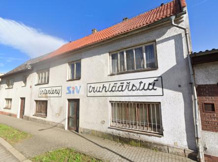 Prodej nájemního domu, 880 m²