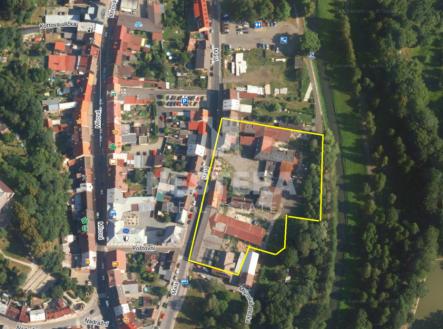 Prodej pozemku pro komerční výstavbu, 10 000 m²