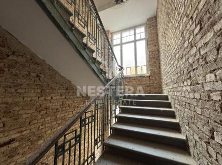 Prodej nájemního domu, 1 197 m²