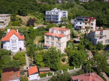 Prodej nájemního domu, 397 m²