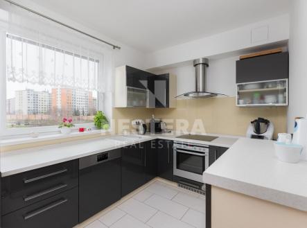 Pronájem bytu, 5+1, 112 m²