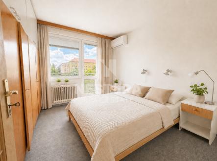Pronájem bytu, 4+kk, 72 m²