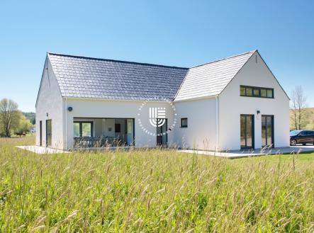 Prodej - dům/vila, 244 m²
