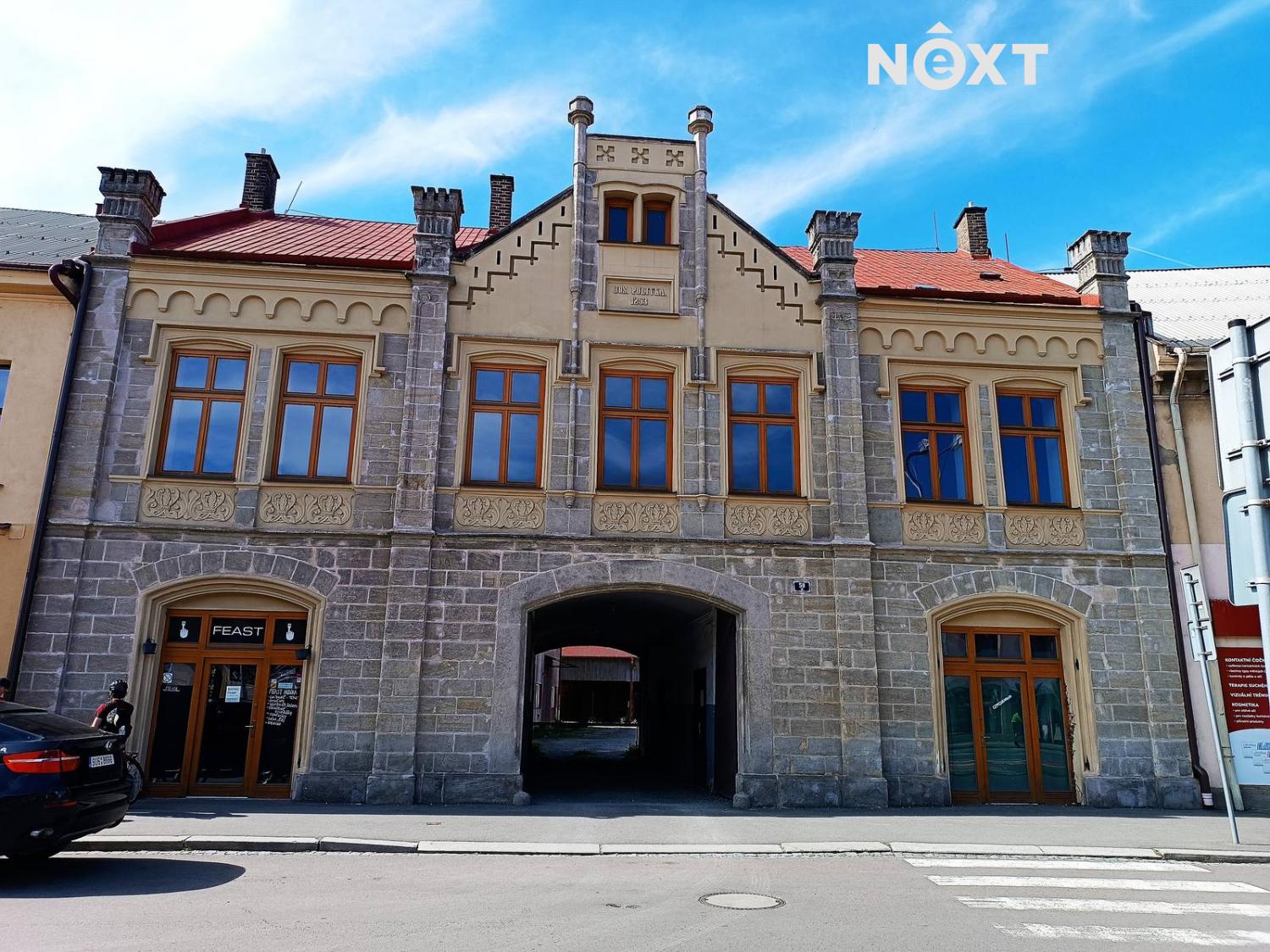 Pronájem komerční Obchodní prostory, 100㎡|Pardubický kraj, Chrudim, Chrudim IV, Masarykovo náměstí 5