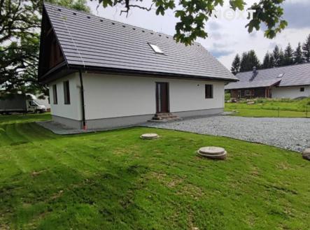 Prodej - komerční objekt, jiný, 1 142 m²