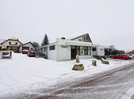 Pronájem komerčního objektu, obchodní centrum, 62 m²