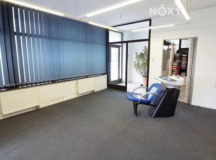 Pronájem komerčního objektu, obchodní centrum, 62 m²
