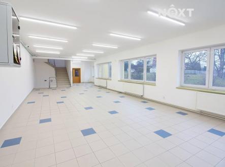 Pronájem komerčního objektu, obchodní centrum, 200 m²