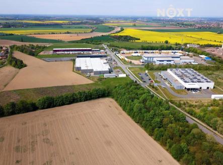 Prodej pozemku pro komerční výstavbu, 9 301 m²