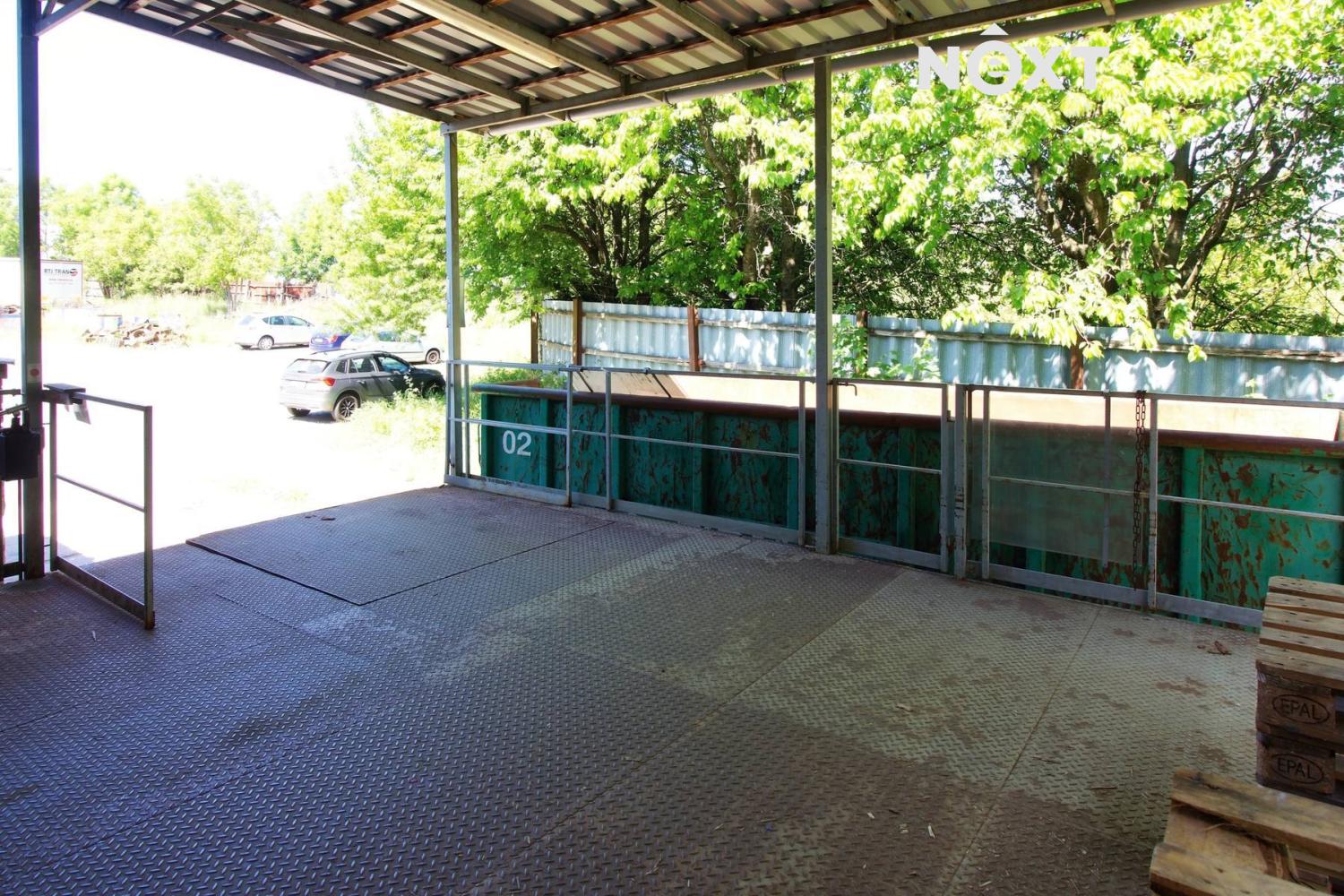 Pronájem komerční Sklady, 3 100㎡