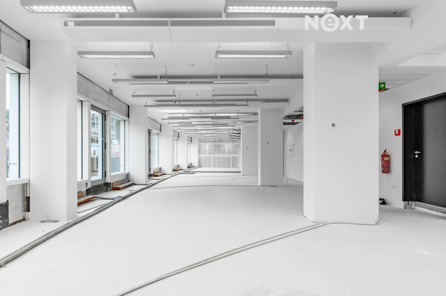 Pronájem komerční Obchodní prostory, 55㎡