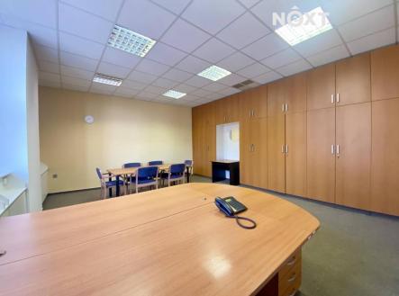 Pronájem kanceláře, 61 m²
