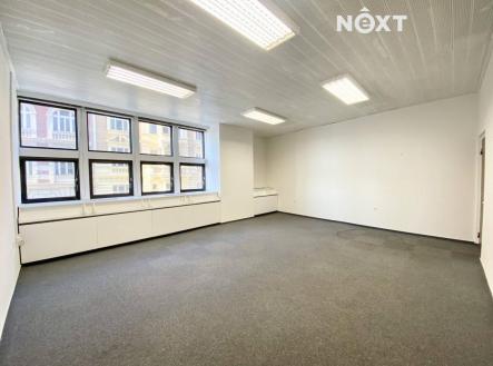 Pronájem kanceláře, 35 m²