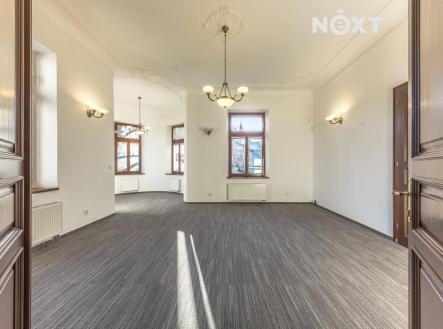 Pronájem kanceláře, 230 m²