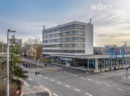 Pronájem kanceláře, 263 m²