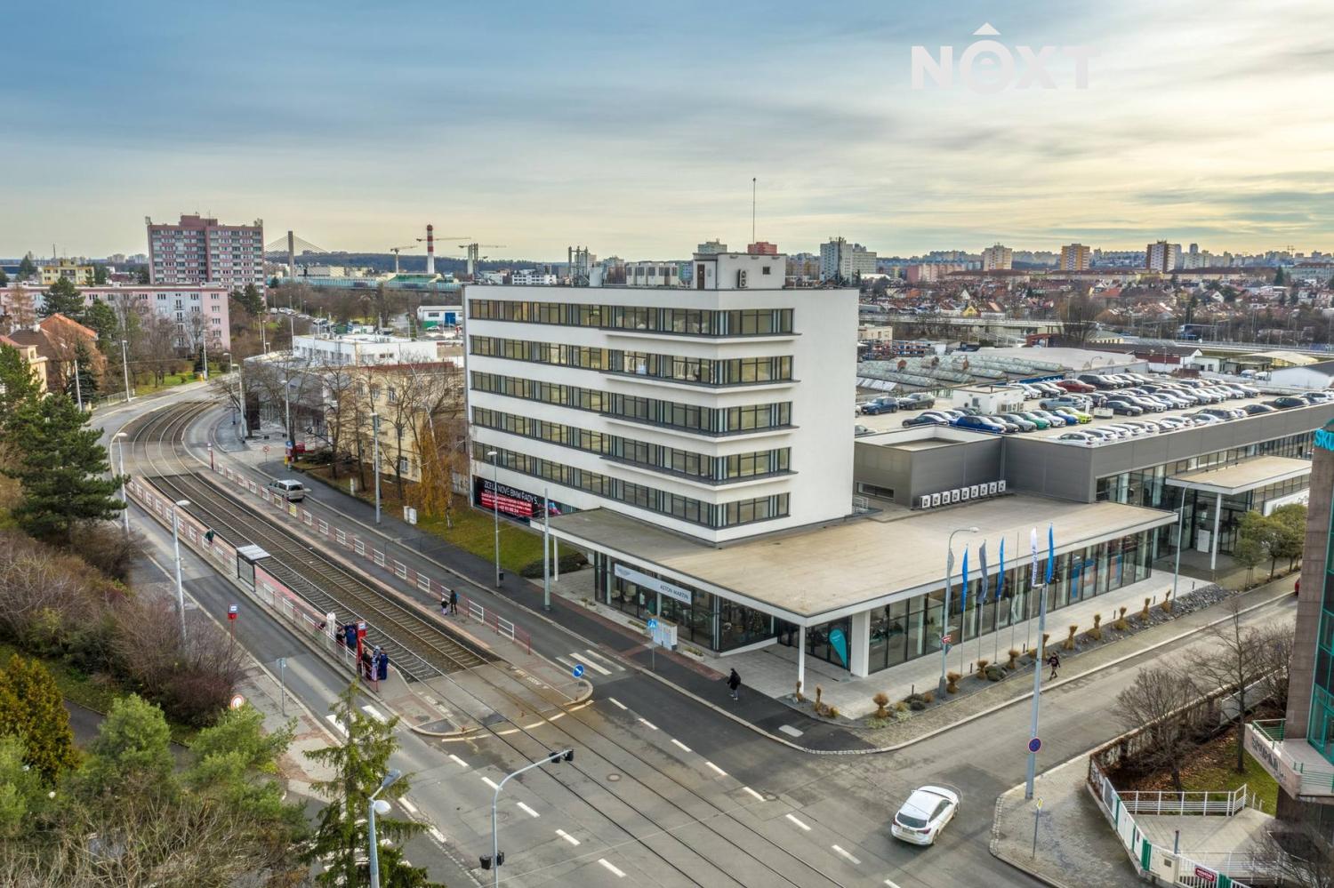 Pronájem komerční Kanceláře, 263㎡