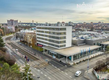 Pronájem kanceláře, 263 m²