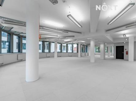 Pronájem kanceláře, 208 m²