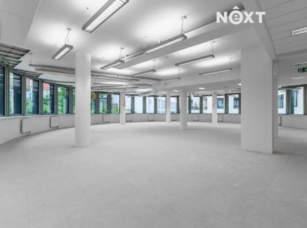 Pronájem kanceláře, 208 m²