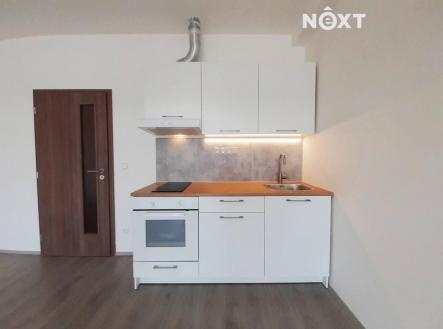 Pronájem bytu, 1+kk, 39 m²