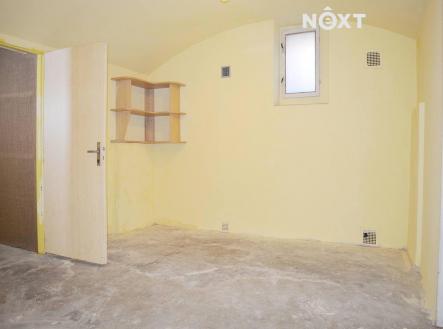 Pronájem komerčního objektu, obchodní centrum, 116 m²