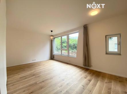 Pronájem bytu, 1+kk, 38 m²