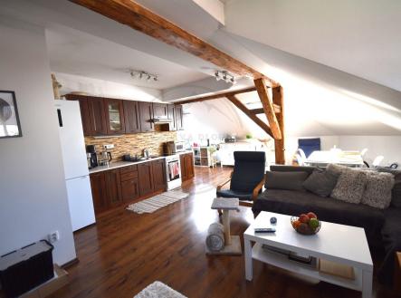 Pronájem bytu, 2+kk, 72 m²