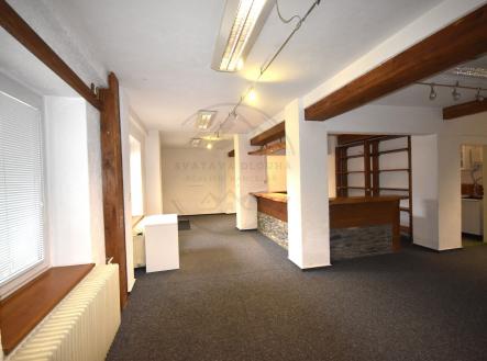 Pronájem - obchodní prostor, 75 m²
