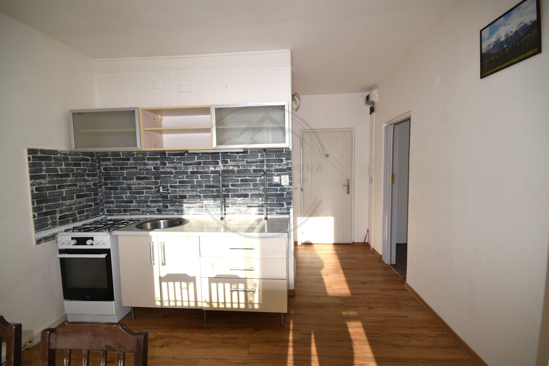 Pronájem bytu 1+1 s balkonem v centru Jeseníku