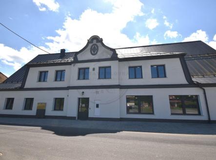 Prodej domu/vily, 417 m² obrázek