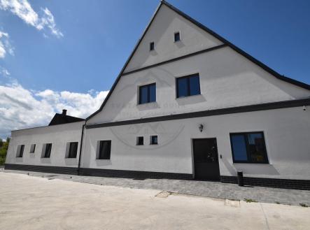 Prodej domu/vily, 417 m²