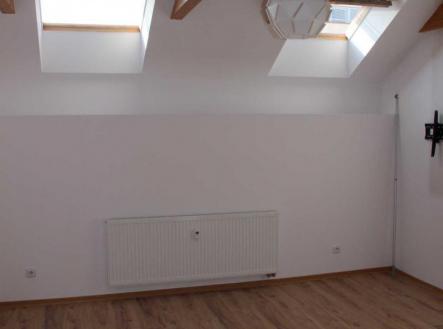 Pronájem bytu, 2+kk, 32 m²