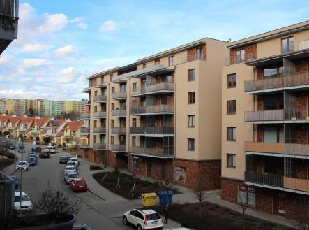Pronájem bytu, 1+kk, 42 m²