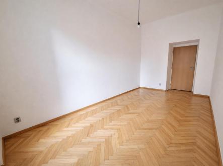 Pronájem bytu, 3+kk, 84 m²