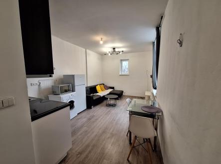Pronájem bytu, 2+kk, 45 m²