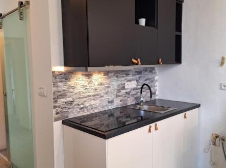 Pronájem bytu, 2+kk, 45 m²