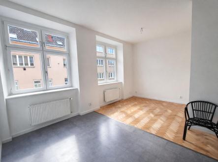 Pronájem bytu, 2+kk, 62 m²