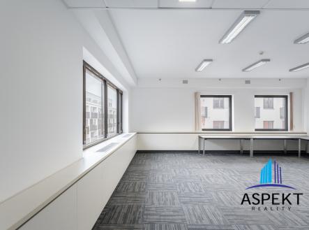 Pronájem kanceláře, 44 m²