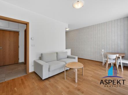 Pronájem bytu, 2+kk, 68 m²