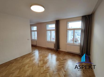 Pronájem bytu, 2+kk, 71 m²