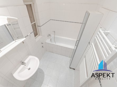 Pronájem bytu, 2+1, 80 m²